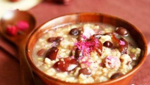 长期干咳吃什么食物好,长期干咳喝什么止咳糖浆比较好