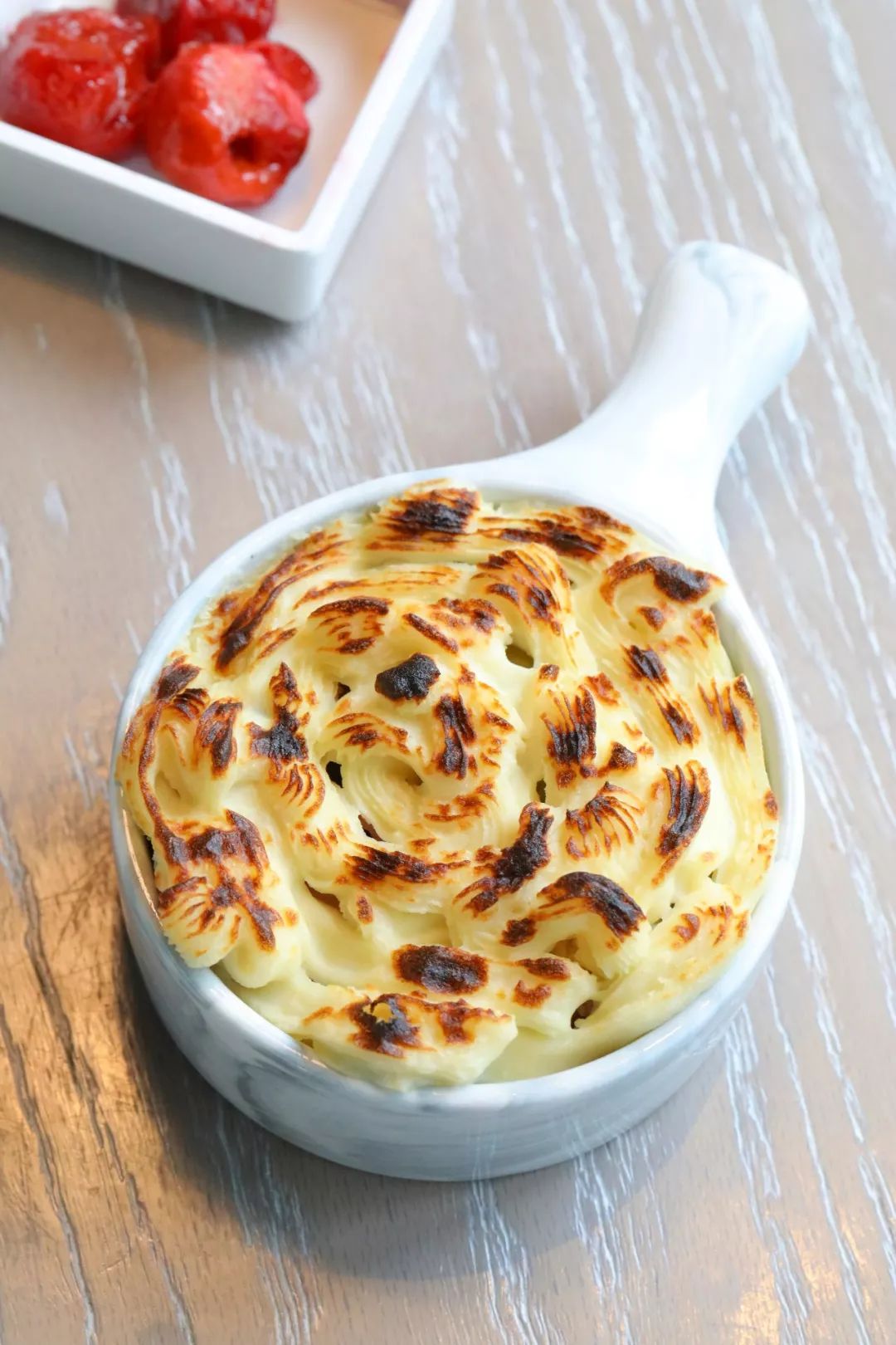 大董烤鸭人均消费,大董烤鸭北京总店人均10000块钱