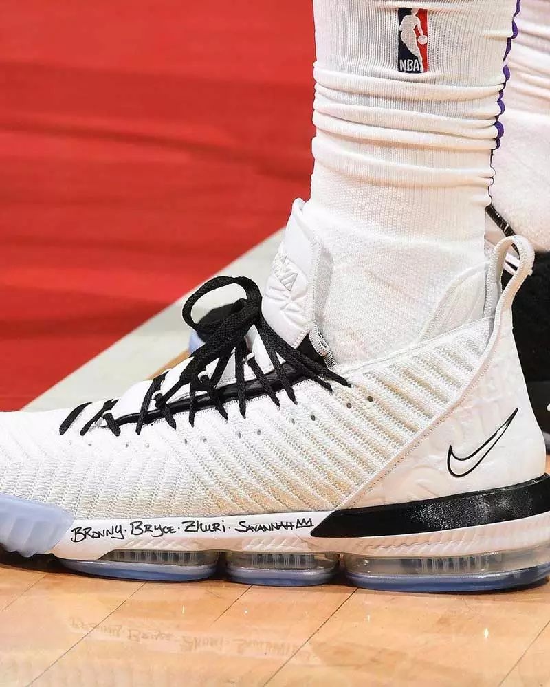 开学球鞋推荐,开学穿什么球鞋