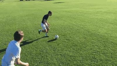 四个步骤掌握一对一过人,脚内左右交替运球法怎么练