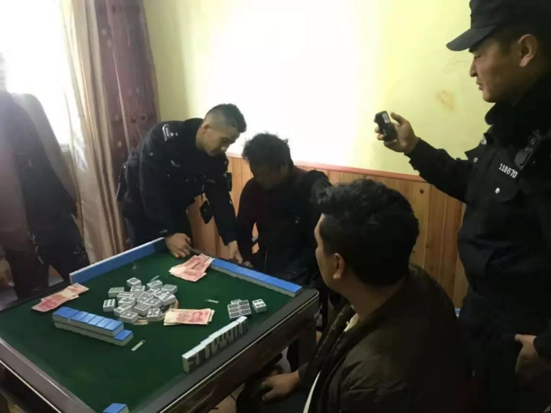 顶风作案又有7人聚众赌博被处罚,连续三次赌博被处以行政处罚