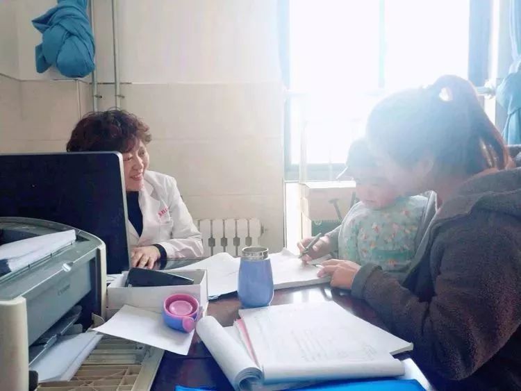 涓庣編涓界浉浼存惡鍋ュ悍鍚岃,涓庣編涓藉悓浼存惡鍋ュ悍鍚岃