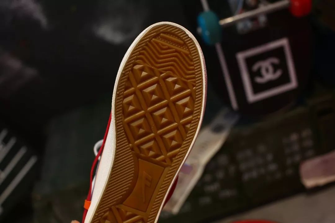 回力匡威和vans哪个脚感好,回力夏季潮流鞋子