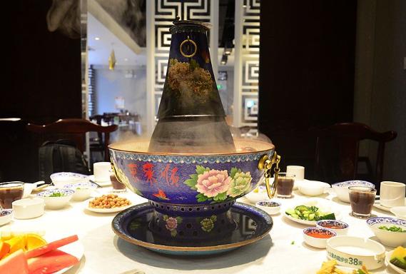 拒绝入乡随俗五年开八家火锅店,拒绝入乡随俗