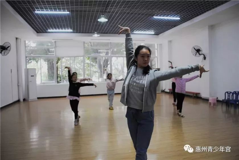 好嗨哟儿童表演,好嗨哟儿童跳舞