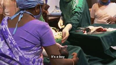 揭秘|为了8000美元，她们甘愿租借自己的子宫...