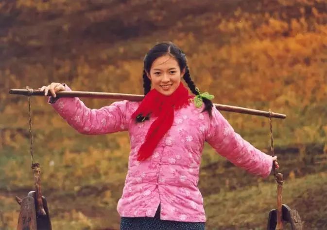 她究竟应该维持逼格，还是成为真实的自己？