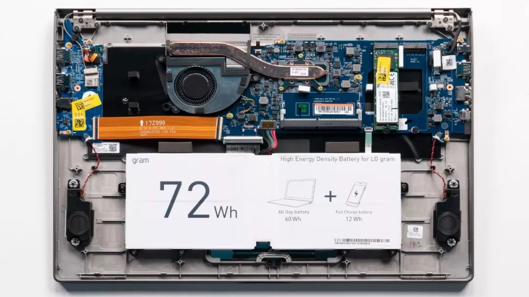 今天是母亲节，聊聊中老年人适合什么笔记本电脑