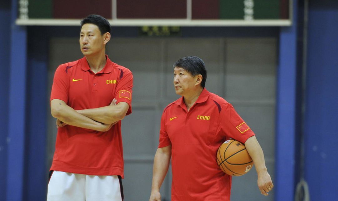 江湖从此无飞刀，八一再无李团长，中国男篮却多了一位将帅。