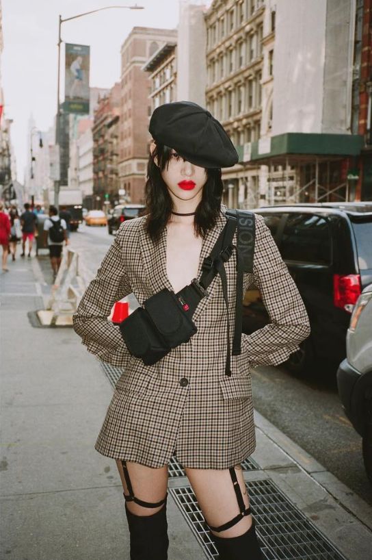 韩国最受争议的超模来了,谁说平胸不性感?