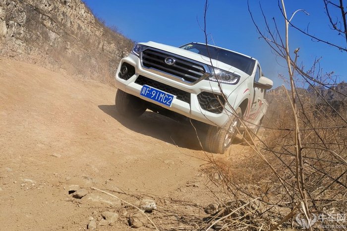 东风皮卡锐骐6和长城风骏7哪个好,2022款风骏7四驱柴油皮卡车