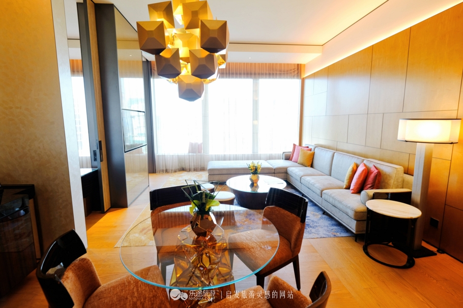 假面舞团6大精彩舞蹈,假面舞团与各个舞团表演