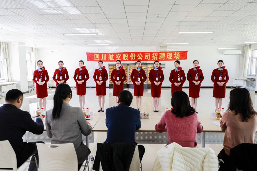 毕业生抢手！哈尔滨这所院校火了…|《政府工作报告》重点关注