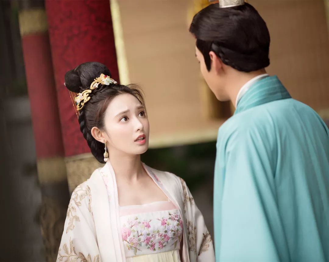 东宫女孩绝不服输,东宫女孩不认输的表现