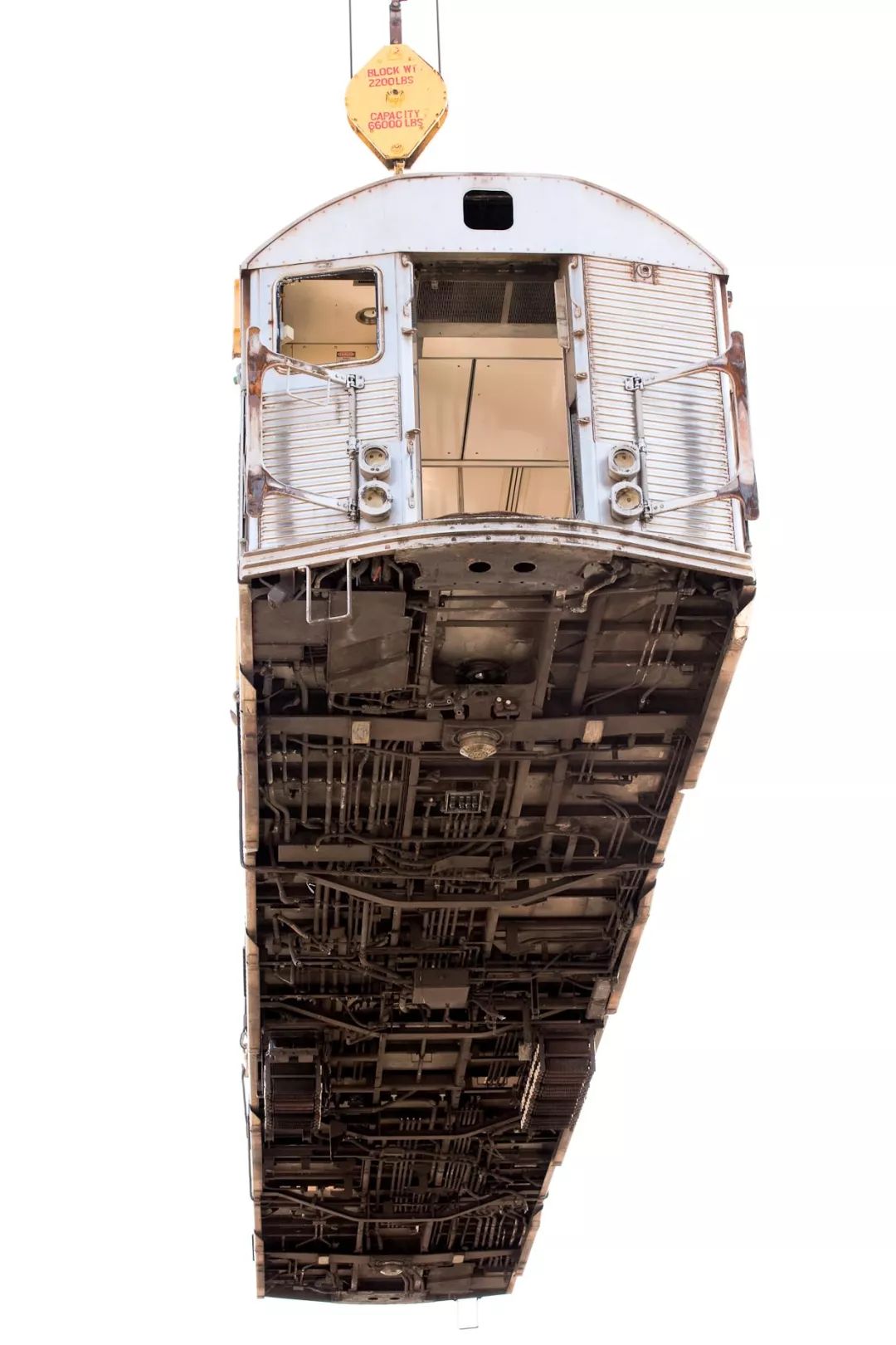 美国人到海洋倒垃圾,美国人往大海扔垃圾