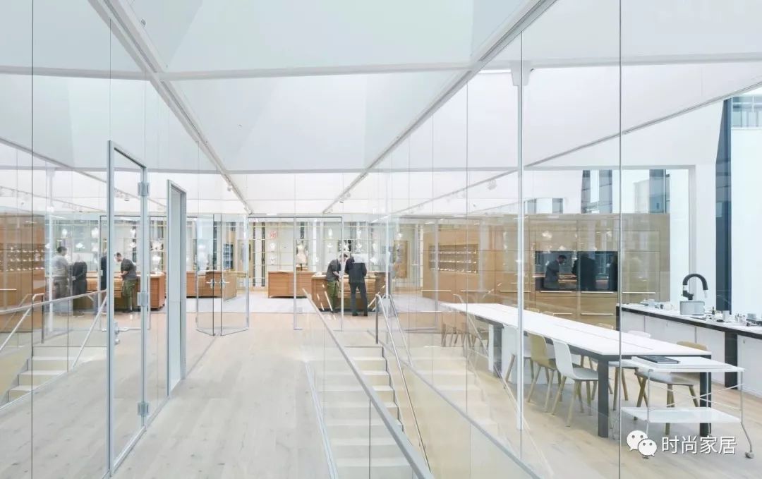 施华洛世奇水晶特别纪念版 (施华洛世奇水晶宝石系列)