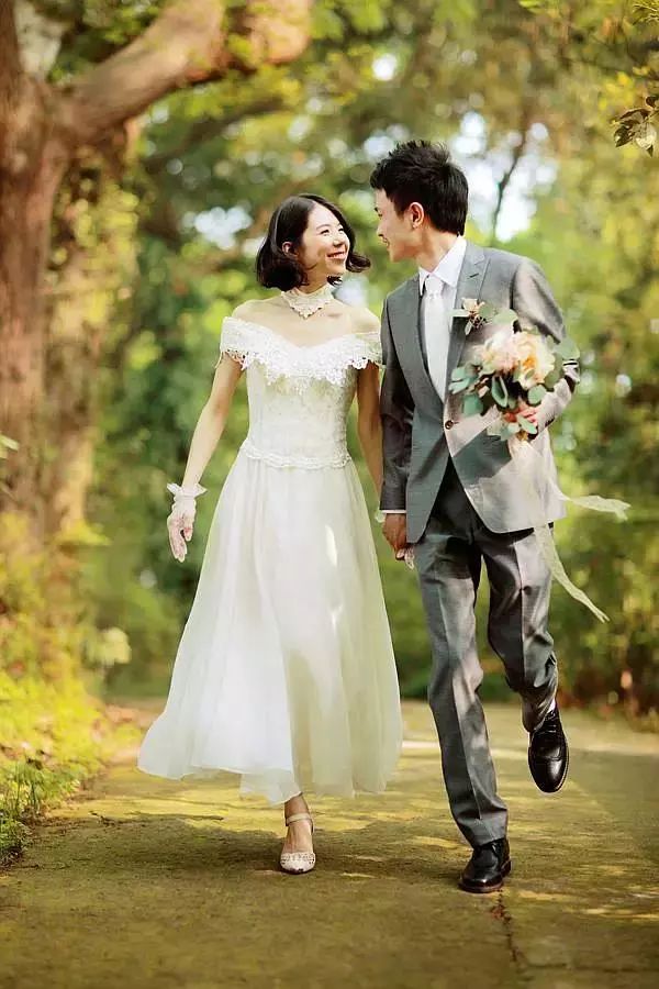 简单好看的婚纱画法,婚纱照五套风格穿搭推荐