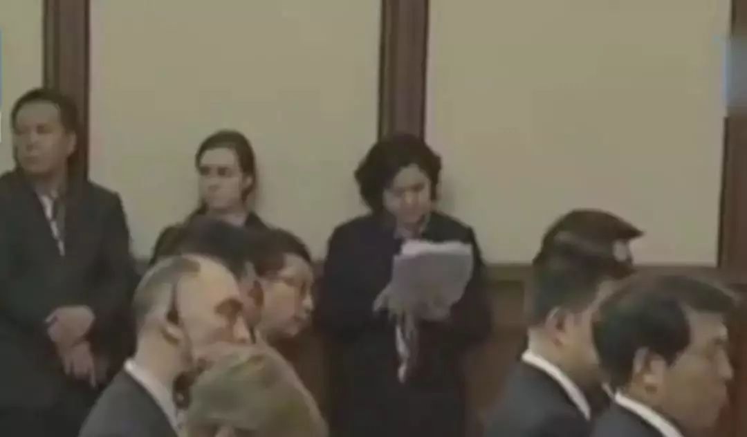 华春莹外交霸气回应,华春莹回应外交问题