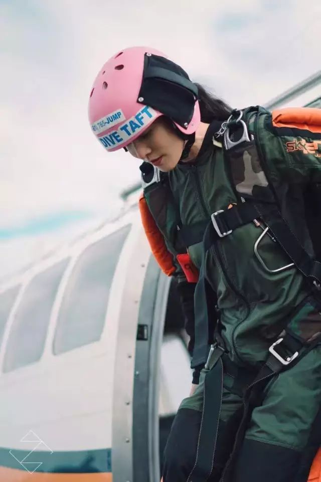 18岁最年轻辣妈照,世界上最年轻的辣妈