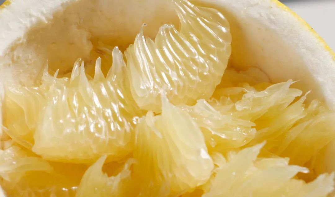 新鲜多汁的柚子又酸又甜,春天唯一的应季鲜柚