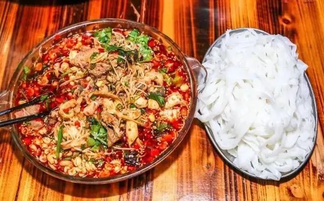 螺蛳粉征服世界,螺蛳粉征服全世界