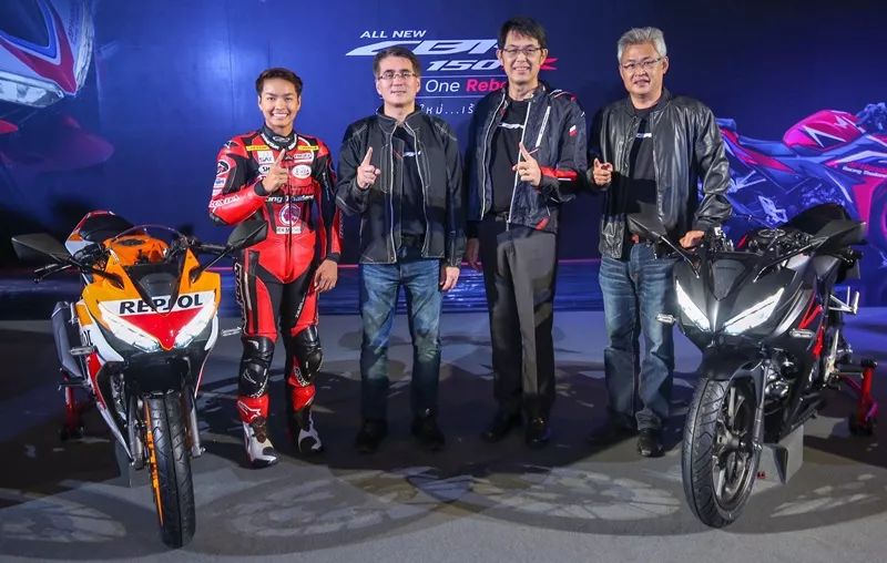 对飙雅马哈R15V3.0还差一点，2019款CBR150R泰国发布！