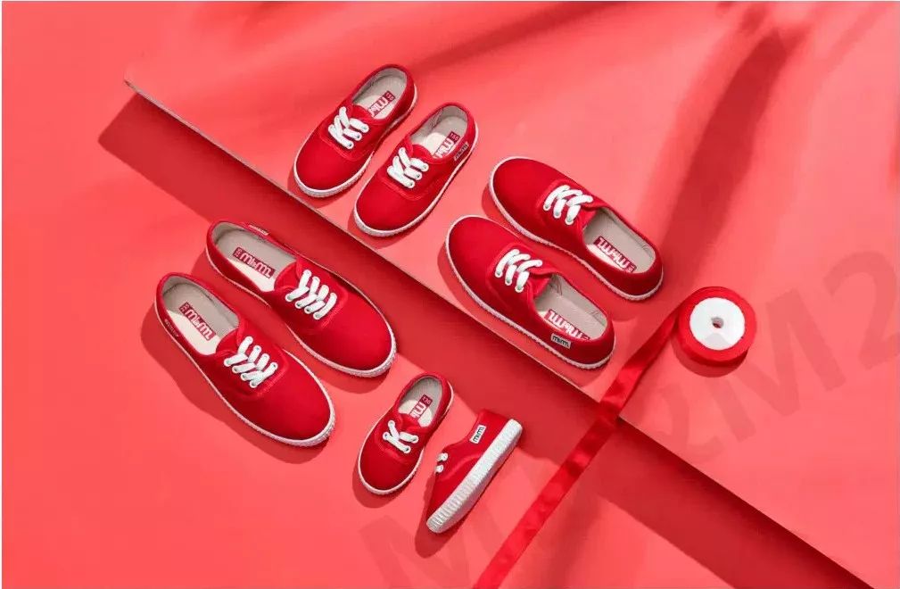 轻便、舒适、一脚蹬，娃穿上就不想脱下来