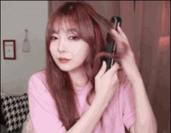 泫雅孔雪儿关晓彤,关晓彤和泫雅撞衫