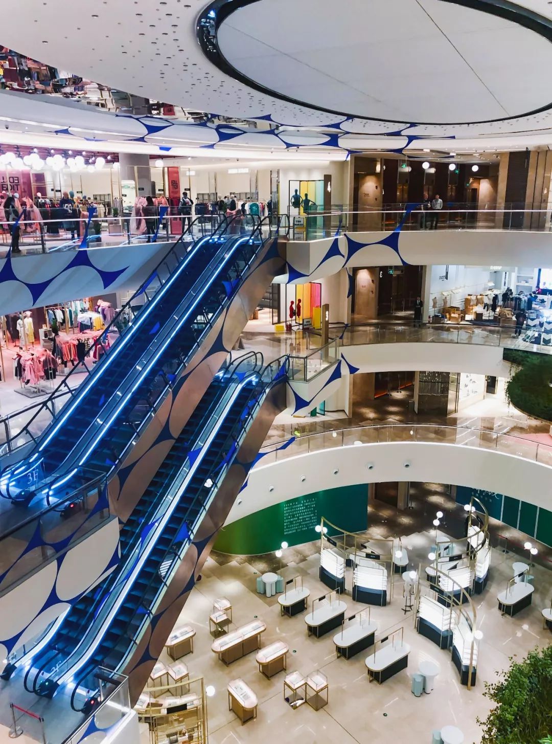 老佛爷百货上海商品,老佛爷百货上海