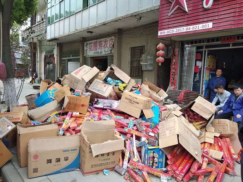 武汉全职妈妈海外购回国,为逃30万税款,损失145万还被判刑…︱早安武汉