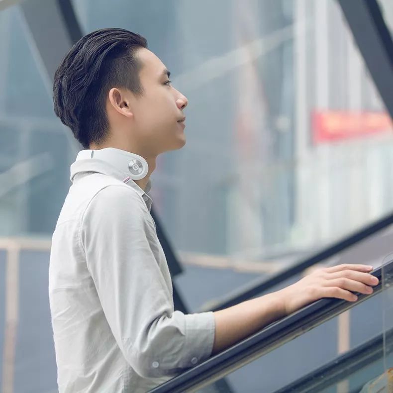 看电脑久了脖子酸疼怎么缓解,天天刷手机脖子痛