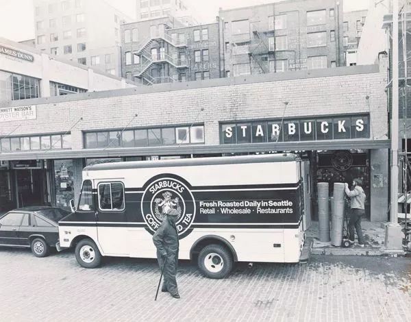 从*血卖**男孩到6000亿商业帝国，他却只想扳倒特朗普？