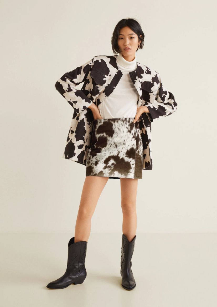 豹纹OUT，下一个C位印花轮到奶牛纹上场！