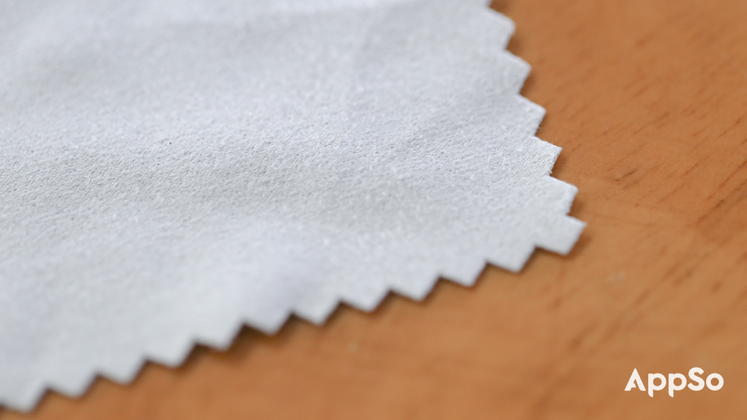 手机的正确清洁方法,手机这里最脏了教你一招快速清理