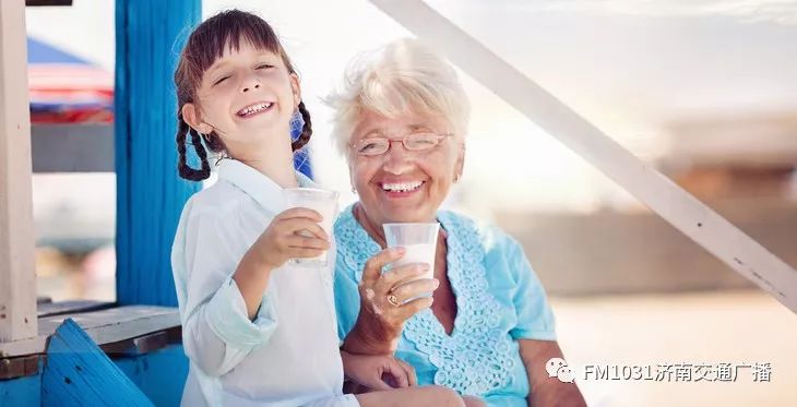 维秘模特的养颜秘方，1天1杯，美白养颜胜燕窝