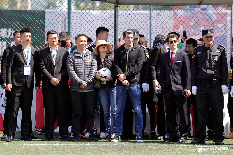 足球巨星菲戈综艺节目,足球球星菲戈