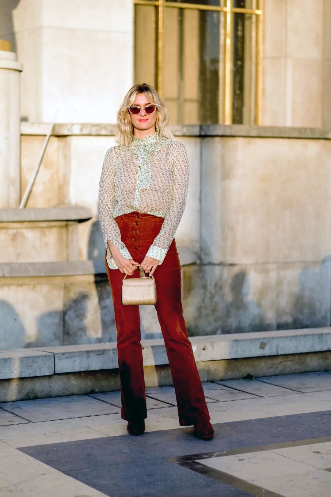 短装气质雪纺衫,雪纺衫靓丽大方又舒适凉爽