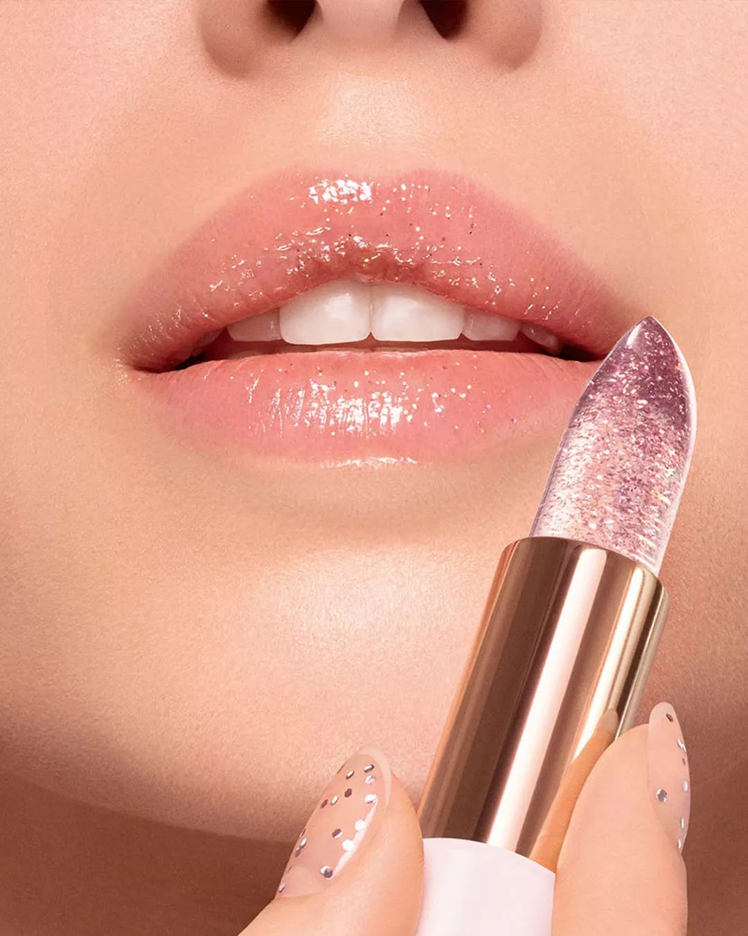 10分钟告诉你哪些春季彩妆能让你美出花花花花