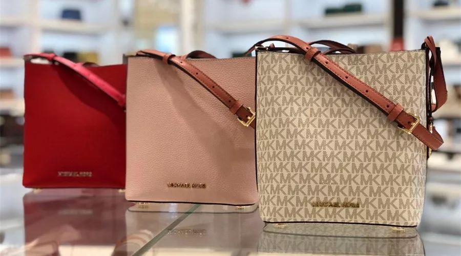 小CK包包99元/Coach3.5折起/更有戴森卷发棒免费送！下沙奥特莱斯轻奢美人纪就要购美丽！