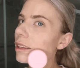 涓庣埍璞嗙殑浜插瘑浜掑姩,鍜岀埍璞嗕簰鍔ㄧ殑鐢滆湝鐬棿