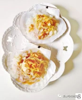 蒜蓉粉丝蒸扇贝好吃有诀窍,蒜蓉粉丝蒸扇贝教程宵夜必备