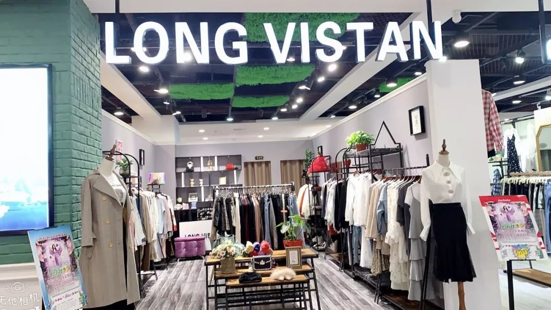 十堰美女千千万,昨天邮电街上就占了一大半!啥情况?