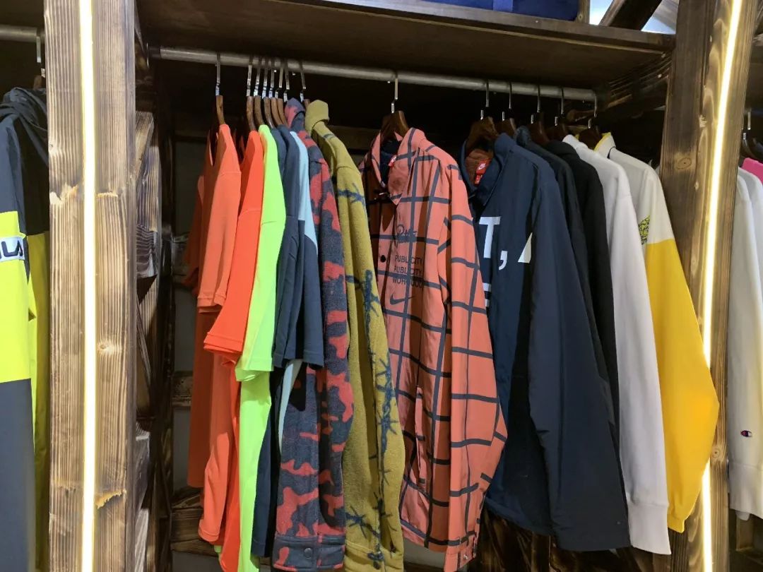 曼谷球鞋图片大全,泰国曼谷球鞋实体店