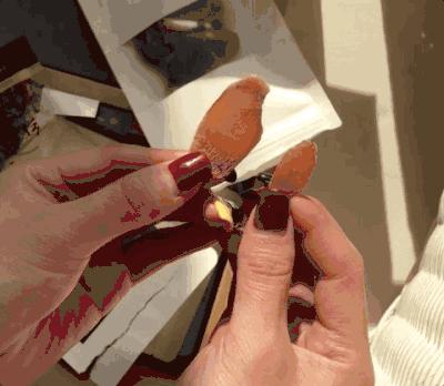 强迫晚婚，控制户口本，当红小花遭极品婆婆在线拆婚！