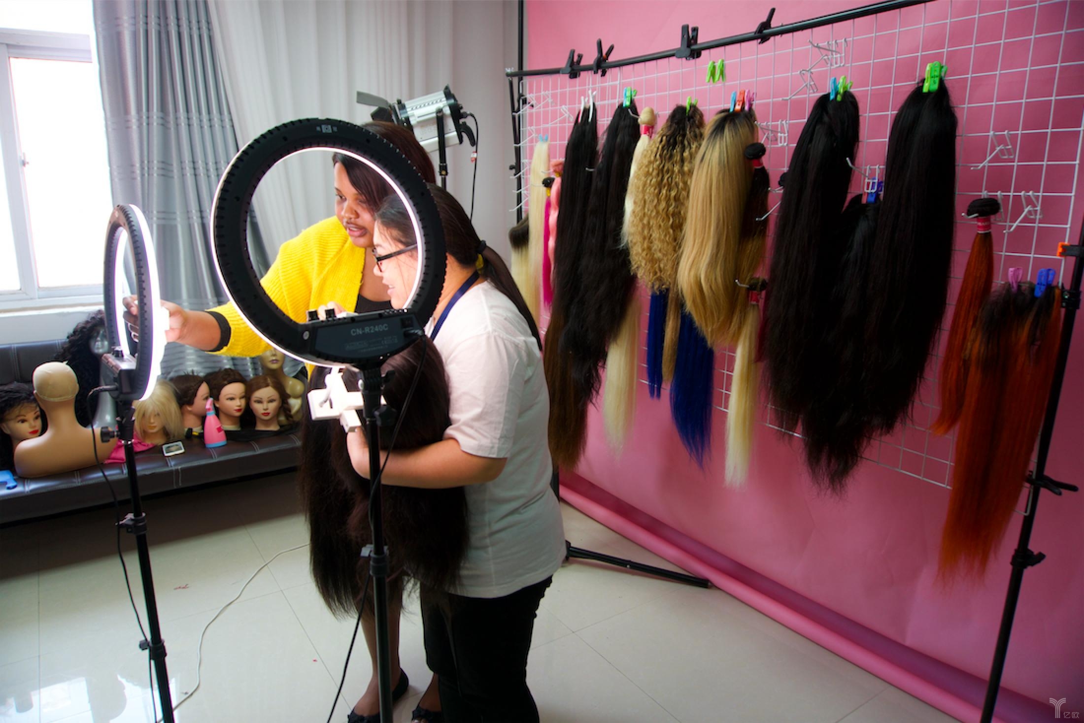 速卖通助力中国假发出海，非洲青年做代购月入3万