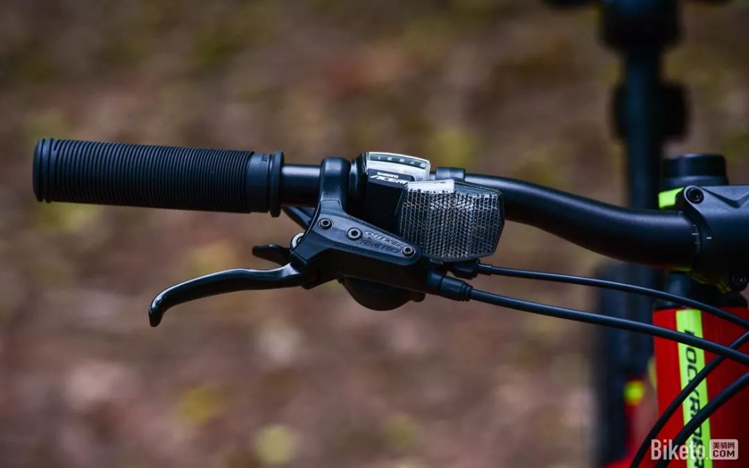 迪卡侬rockriderst500,迪卡侬rockrider500山地车