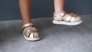 不烧脚又好看的运动风凉鞋推荐,小蓝羊凉鞋男测评