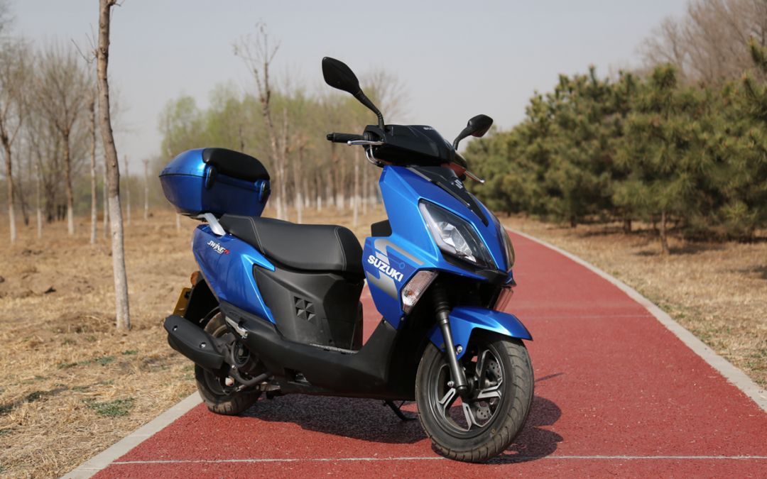 铃木uy125评价最好用的机油,豪爵125踏板afr和铃木uy对比