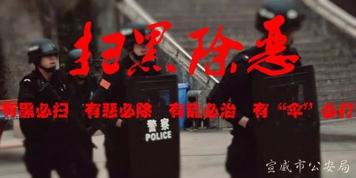 交警积极开展轻微交通事故处置,交警全力压降事故