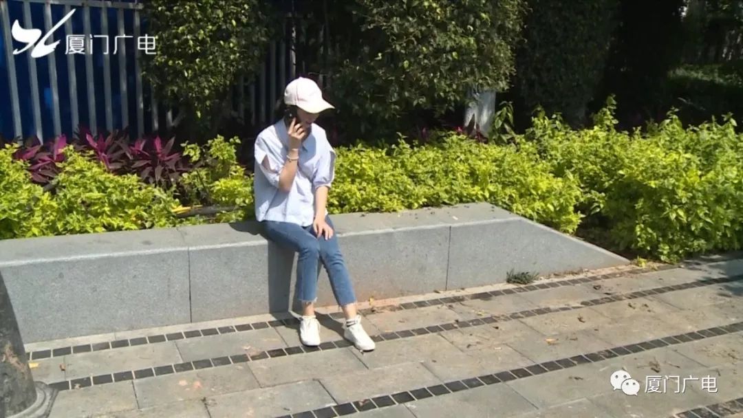 陌生男子让她去开房，女子照做。谁料民警从天而降，剧情反转！